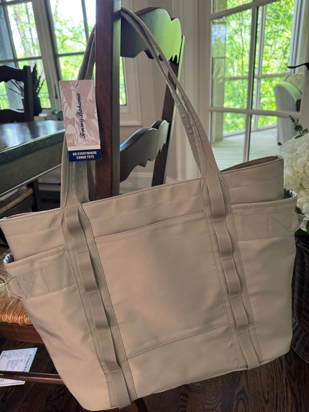 NWT Tommy Bahama Canvas Tote Bag w/Luggage Handle Sleeve - Picture 4 of 8